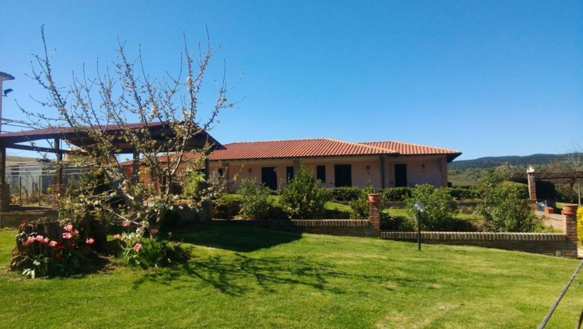 La Mandriana Villa มัสซามาริตติมา ภายนอก รูปภาพ